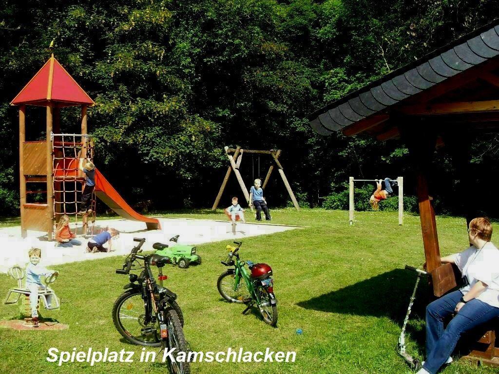 Gaestehaus Buendge Kamschlacken Ngoại thất bức ảnh