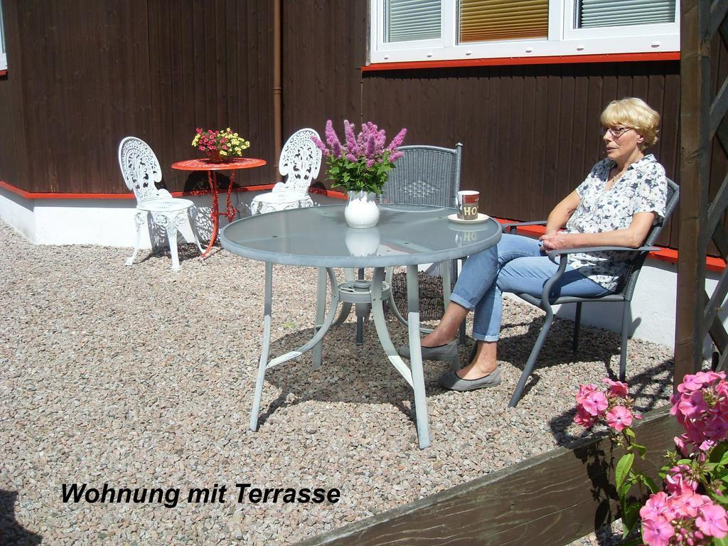 Gaestehaus Buendge Kamschlacken Ngoại thất bức ảnh
